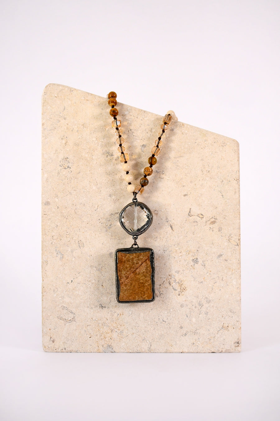 Collar Lava y arcilla
