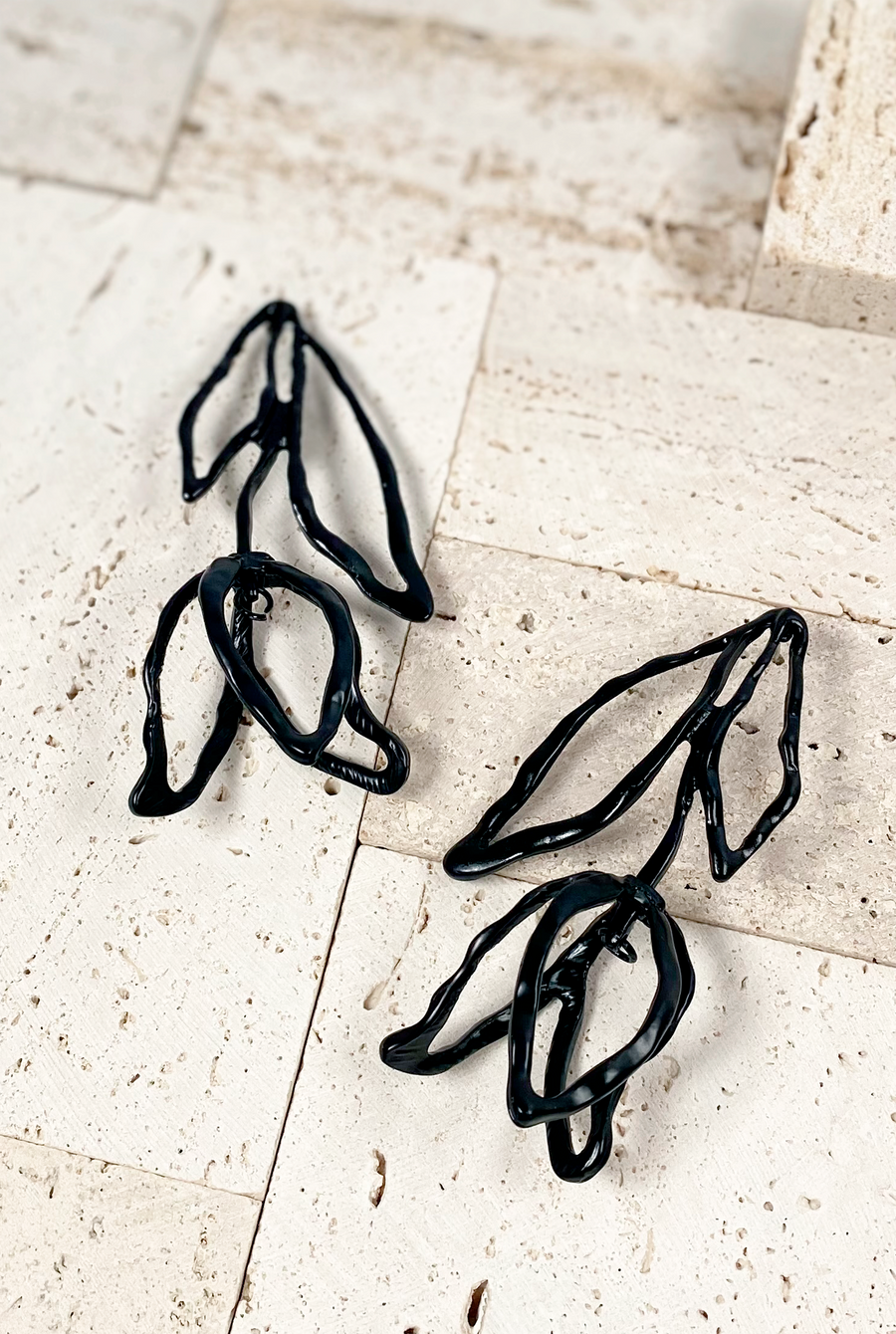 Aros Tulipan negro